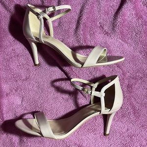 Michael- Michael Kors, nude classy heels, 9 1/2, never worn, no original box